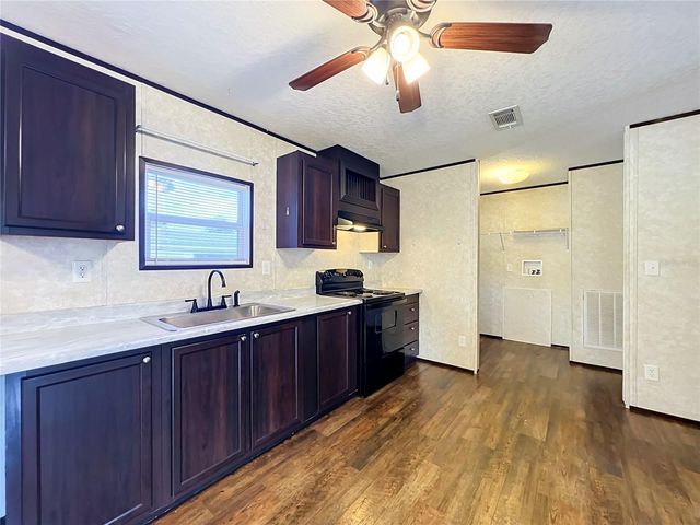 2104 OLD DIXIE HIGHWAY, Apopka, FL 32712