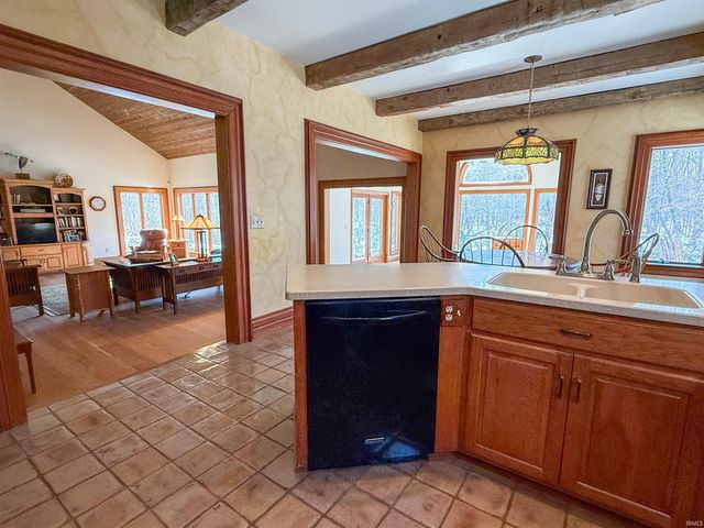 311 W 375 N, Rochester, IN 46975