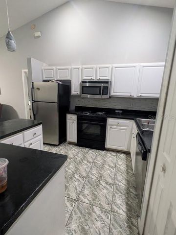 7885 CAMLYN COURT, Orlando, FL 32818