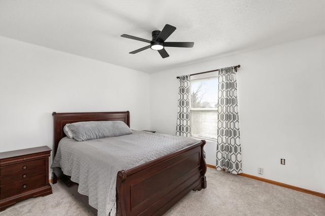 909 SE 5th Street, Ankeny, IA 50021