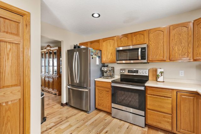 909 SE 5th Street, Ankeny, IA 50021