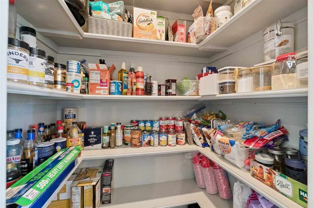 5640 NE Snowy Owl Rd, Elgin, OK 73538