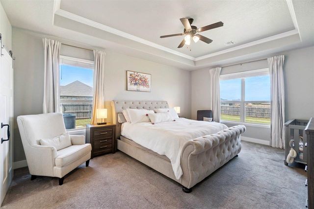 5640 NE Snowy Owl Rd, Elgin, OK 73538