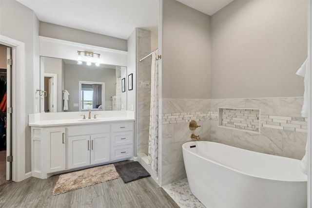 5640 NE Snowy Owl Rd, Elgin, OK 73538