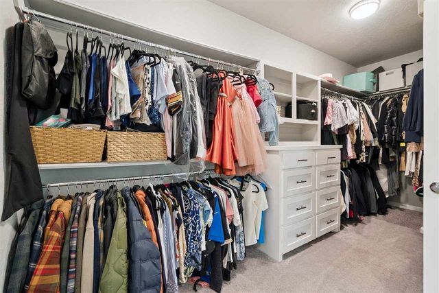 5640 NE Snowy Owl Rd, Elgin, OK 73538