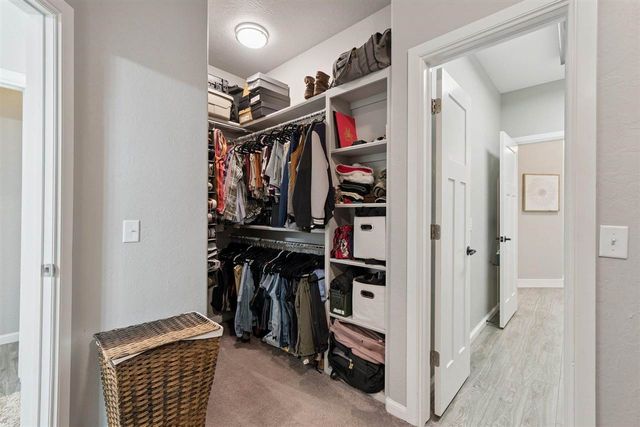 5640 NE Snowy Owl Rd, Elgin, OK 73538