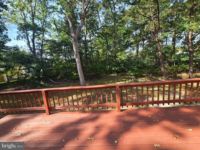 21 OAK CT, West Berlin, NJ 08091