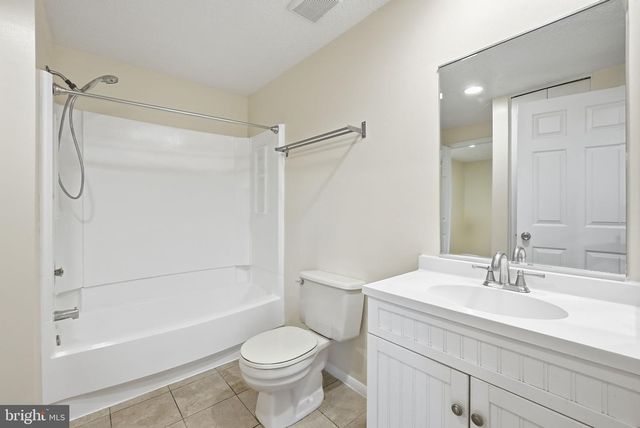 9804 GABON CT, Burke, VA 22015