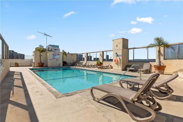 421 S La Fayette Park 701, Los Angeles, CA 90057