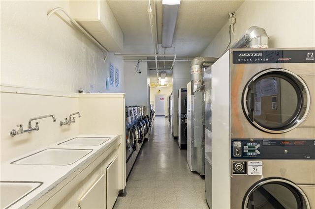 421 S La Fayette Park 701, Los Angeles, CA 90057