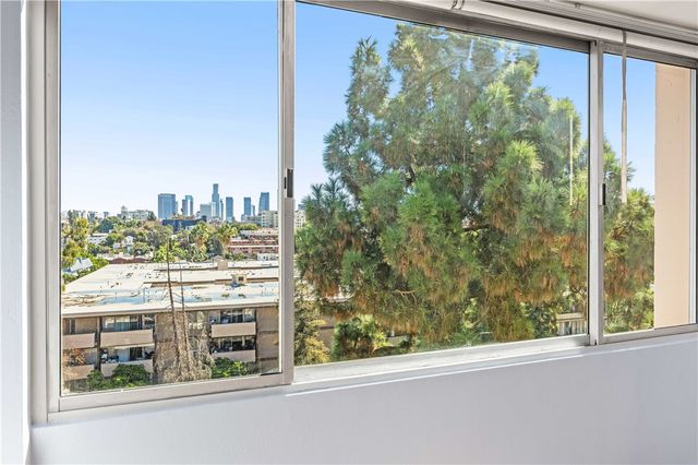 421 S La Fayette Park 701, Los Angeles, CA 90057