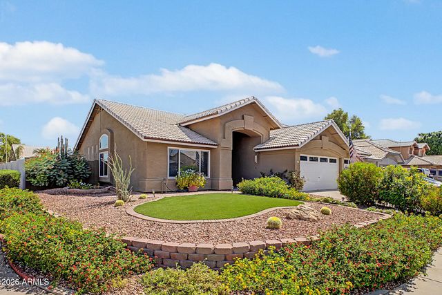4890 W GERONIMO Street, Chandler, AZ 85226