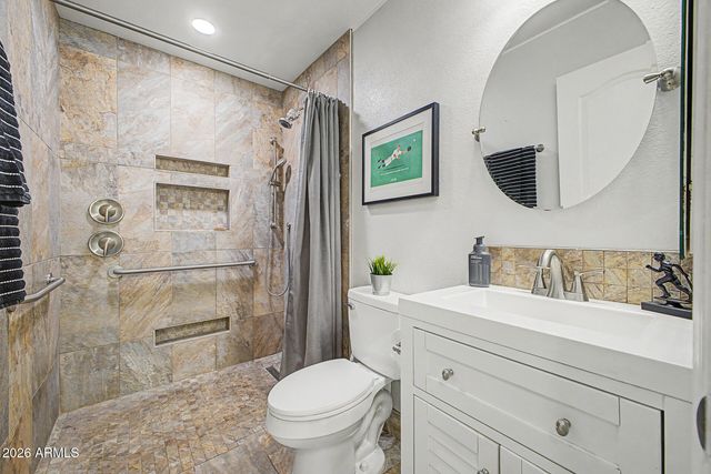 4890 W GERONIMO Street, Chandler, AZ 85226