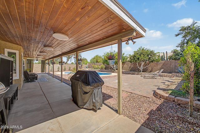 4890 W GERONIMO Street, Chandler, AZ 85226