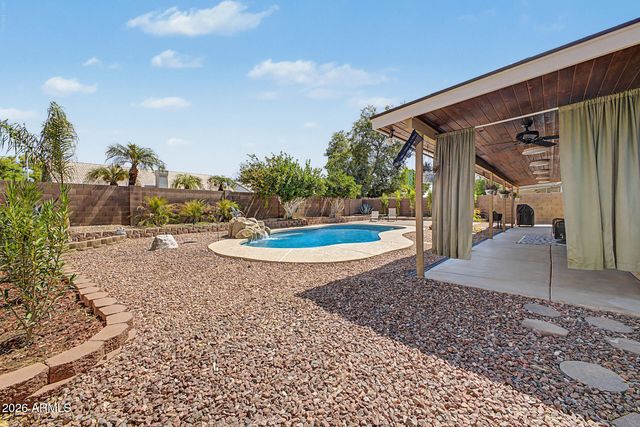 4890 W GERONIMO Street, Chandler, AZ 85226