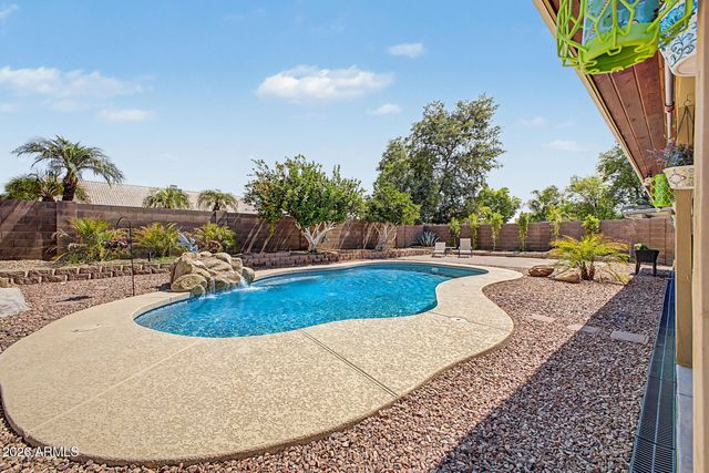 4890 W GERONIMO Street, Chandler, AZ 85226
