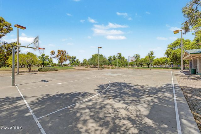 4890 W GERONIMO Street, Chandler, AZ 85226