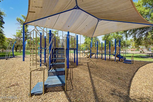 4890 W GERONIMO Street, Chandler, AZ 85226