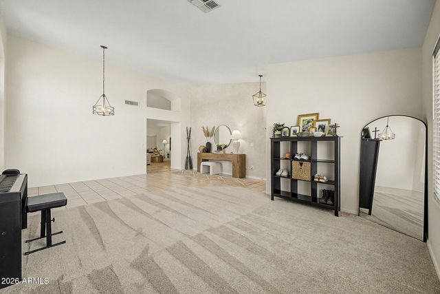 4890 W GERONIMO Street, Chandler, AZ 85226
