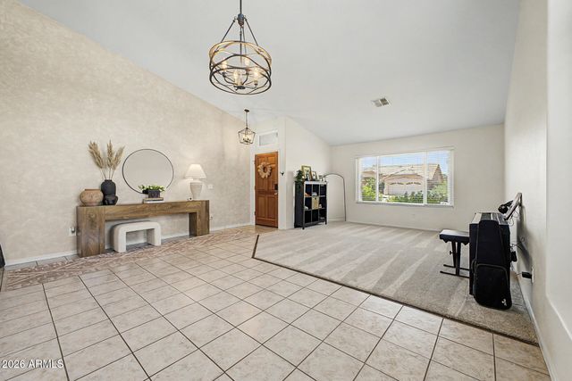 4890 W GERONIMO Street, Chandler, AZ 85226