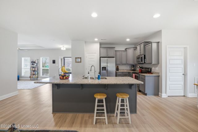 6864 Sweetclover Drive, Ocean Springs, MS 39564