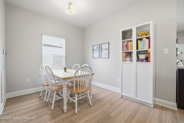 6864 Sweetclover Drive, Ocean Springs, MS 39564