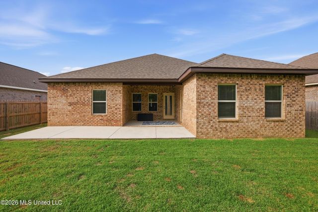 6864 Sweetclover Drive, Ocean Springs, MS 39564