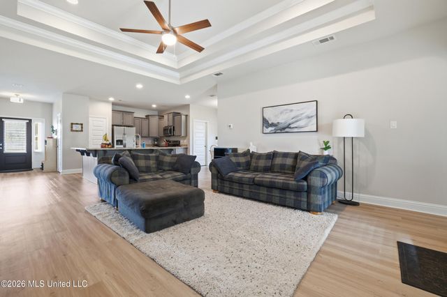 6864 Sweetclover Drive, Ocean Springs, MS 39564