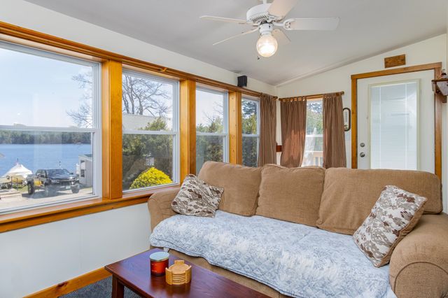 134 Chases Grove Road, Derry, NH 03038