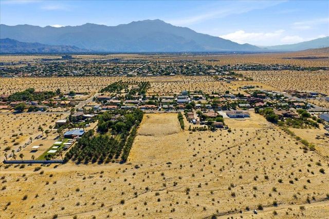 30814 Desert Moon Drive, Thousand Palms, CA 92276