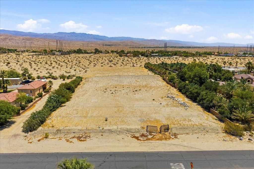 30814 Desert Moon Drive, Thousand Palms, CA 92276