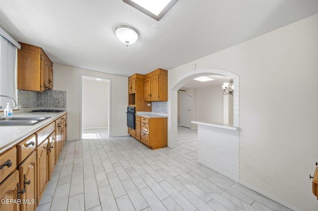 5436 EDMONTON Avenue, El Paso, TX 79924