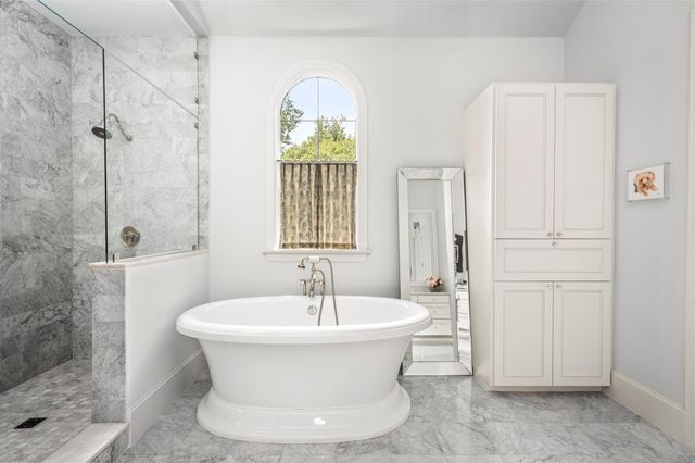 2216 Stanmore Drive, Houston, TX 77019