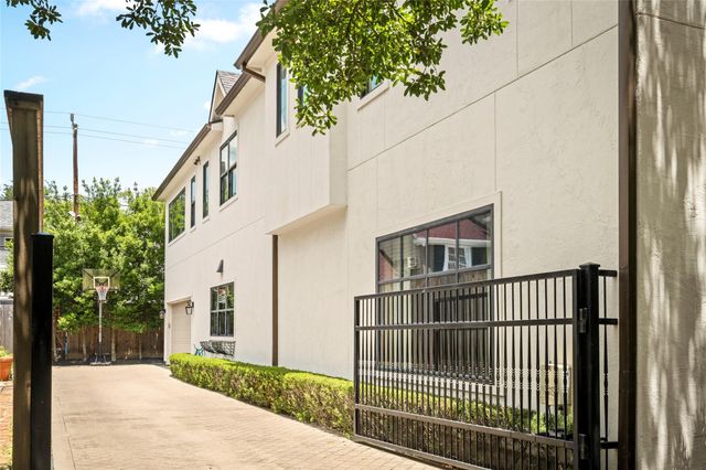 2216 Stanmore Drive, Houston, TX 77019