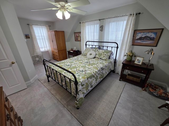 66 Sky View Drive, Farmington, NH 03835