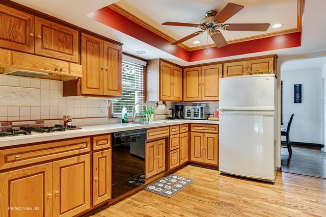 11154 S Worth Avenue, Worth, IL 60482