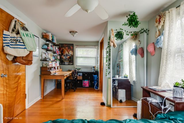 11154 S Worth Avenue, Worth, IL 60482