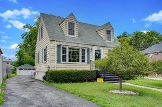 11154 S Worth Avenue, Worth, IL 60482