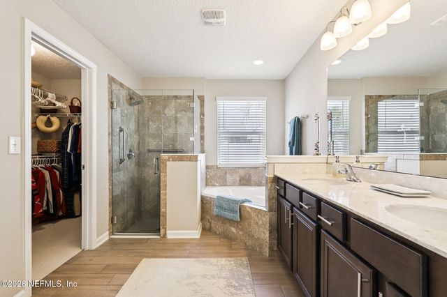 3160 SPOTTED BASS Lane, Jacksonville, FL 32226