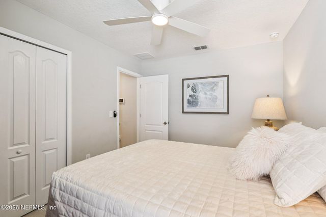 3160 SPOTTED BASS Lane, Jacksonville, FL 32226