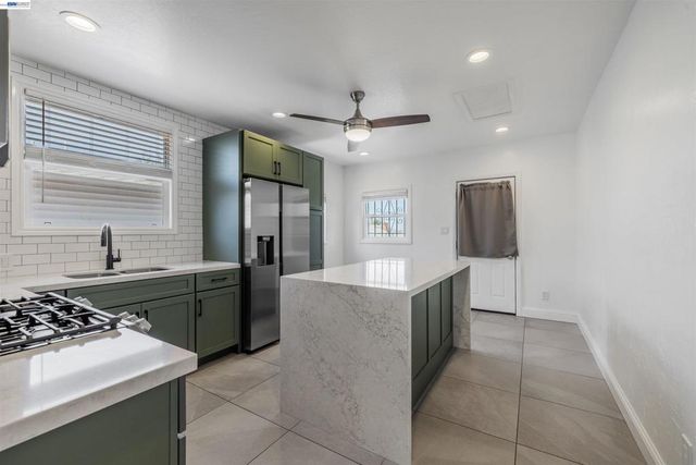 2023 46th Ave, Oakland, CA 94601