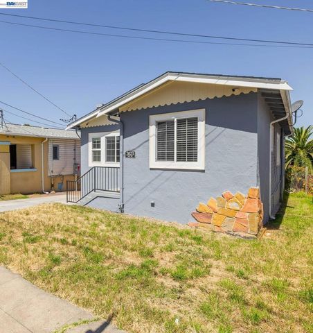 2023 46th Ave, Oakland, CA 94601