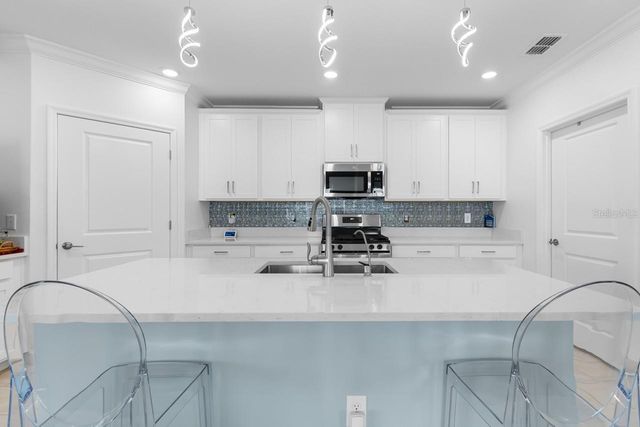 17222 HOLLY WELL AVENUE, Wimauma, FL 33598