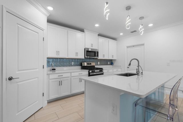 17222 HOLLY WELL AVENUE, Wimauma, FL 33598