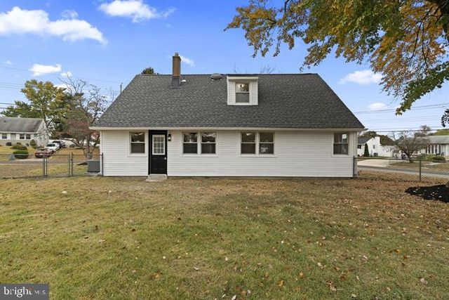 500 UNIVERSITY BLVD, Wenonah, NJ 08090