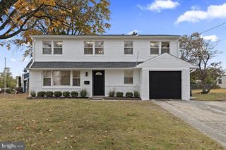 500 UNIVERSITY BLVD, Wenonah, NJ 08090