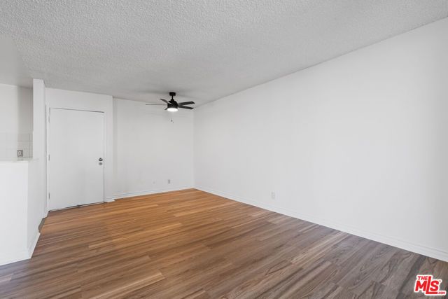210 S La Fayette Park Place 201, Los Angeles, CA 90057
