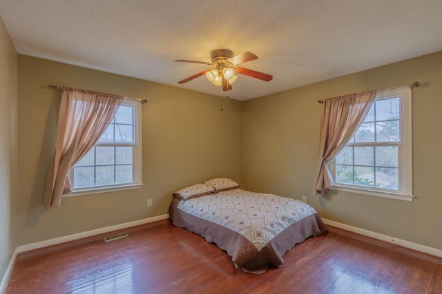 9309 Dividing Ridge Road, Soddy Daisy, TN 37379