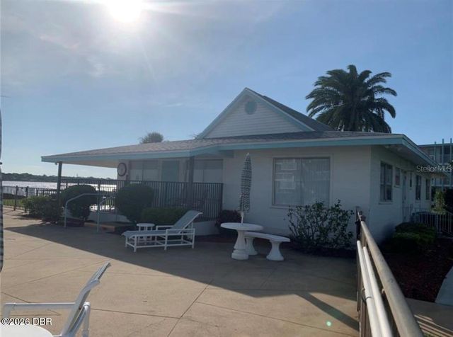 3009 N Halifax Avenue # 2, Daytona Beach, FL 32118