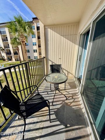 2626 S Atlantic Ave Apt 208, Daytona Beach Shores, FL 32118